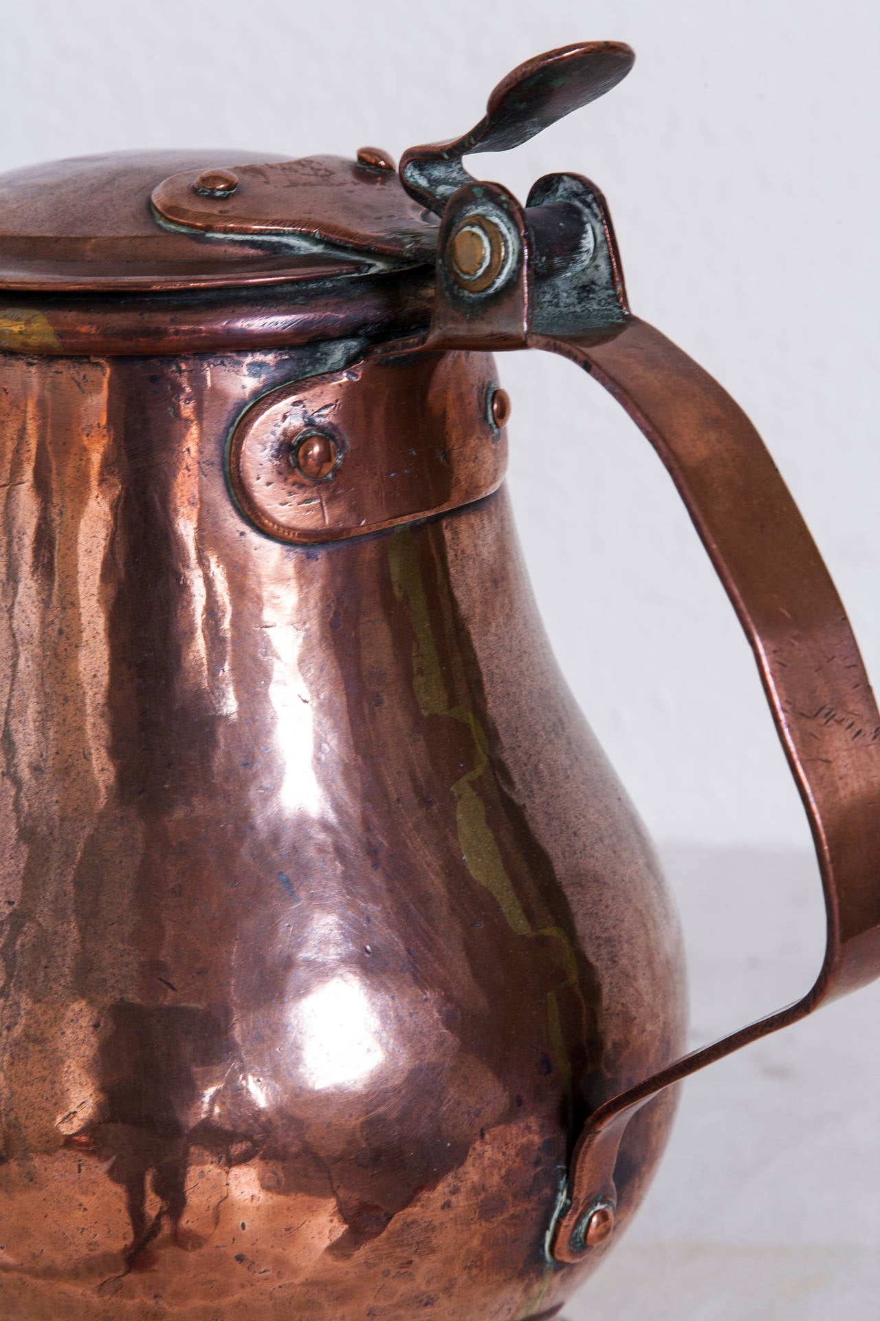 Large 18th Century French Copper Tankard with Riveted Handle and Lid 1
