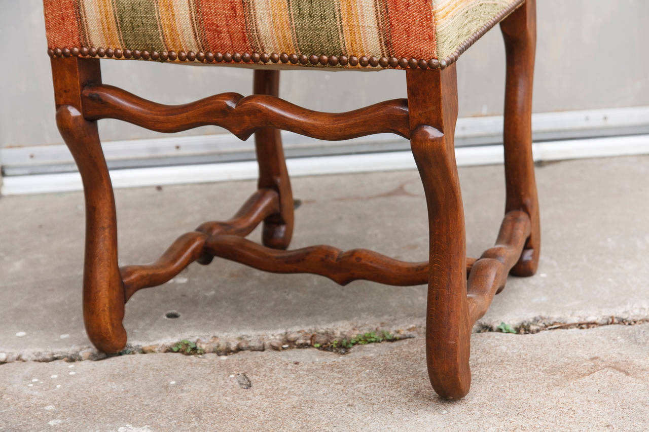 Set of Eight French Mutton Leg Dining Chairs In Excellent Condition In Fayetteville, AR