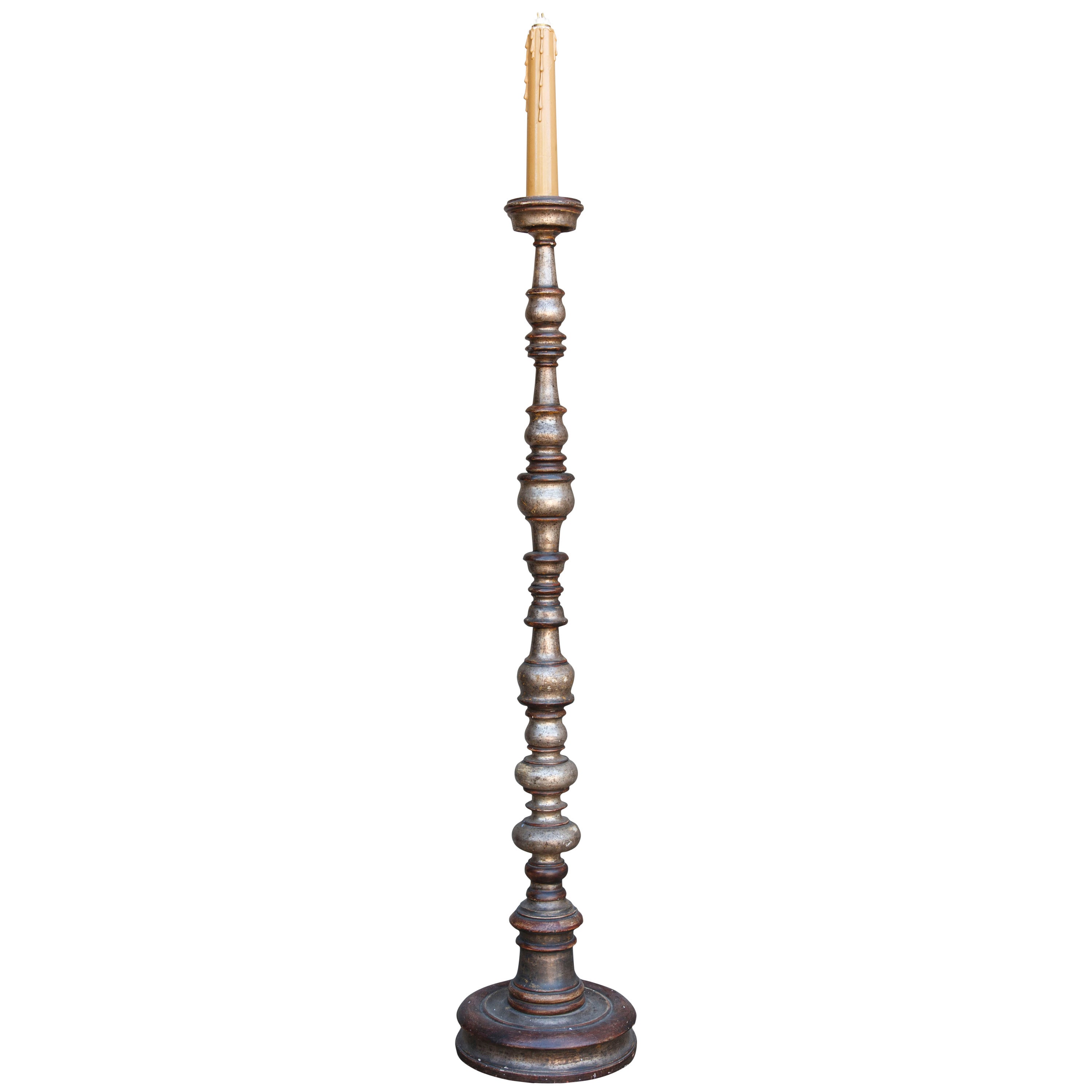 Mid-Century Italian Floor Lamp of Antiqued Silver Gilt Wood