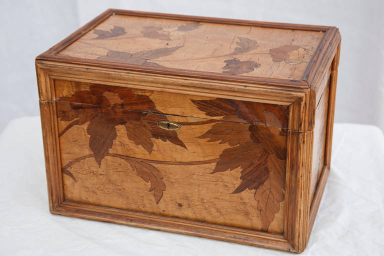 Large Maple, Art Nouveau Marquetry Box in the Style of Gallé