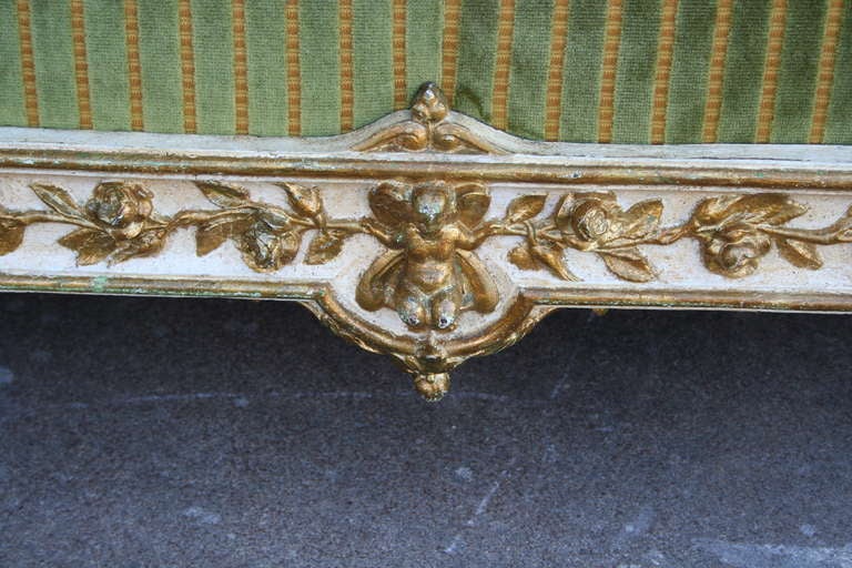 Elegant Napoleon III Gilt Upholstered Iron Daybed 2