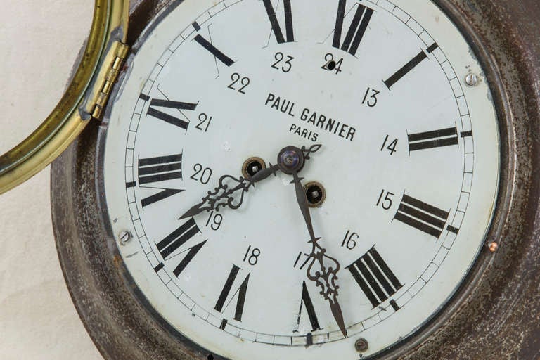 Garnier Wall Clock In Excellent Condition In Fayetteville, AR
