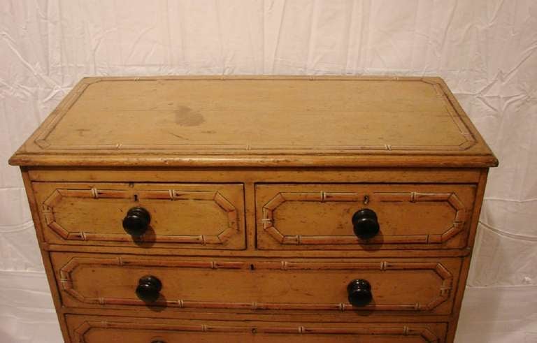 19th Century English Painted Pine Chest of Drawers In Good Condition For Sale In New York, NY