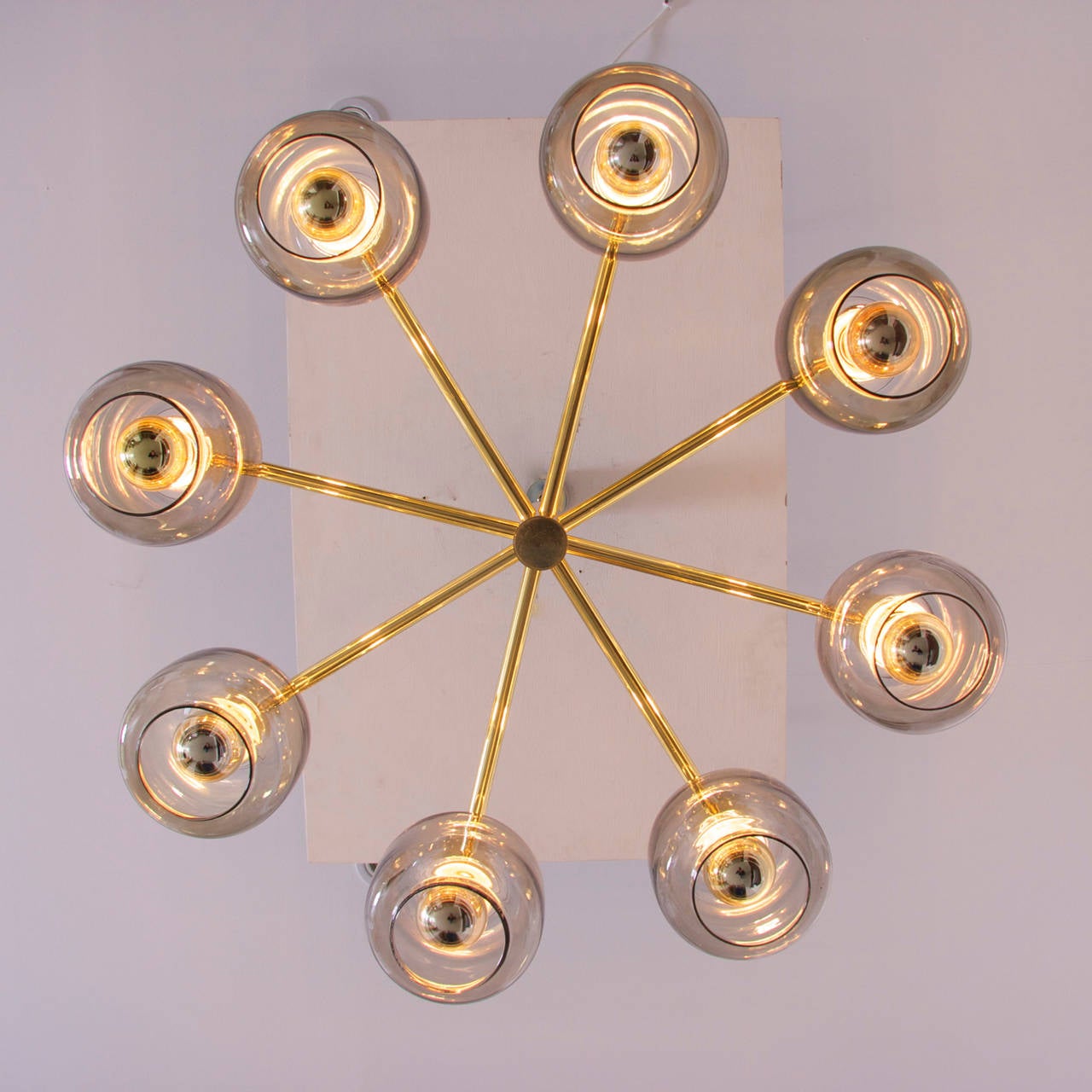 Scandinavian 1960s Luxury Brass Chandelier with Eight Arms In Excellent Condition In Berlin, BE