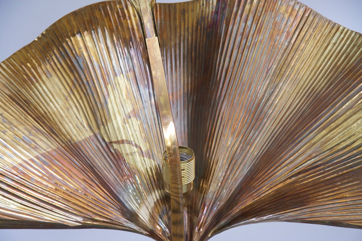 1 of 2 Huge Ginkgo Leaf Brass Floor Lamp by Tommaso Barbi In Excellent Condition In Berlin, BE
