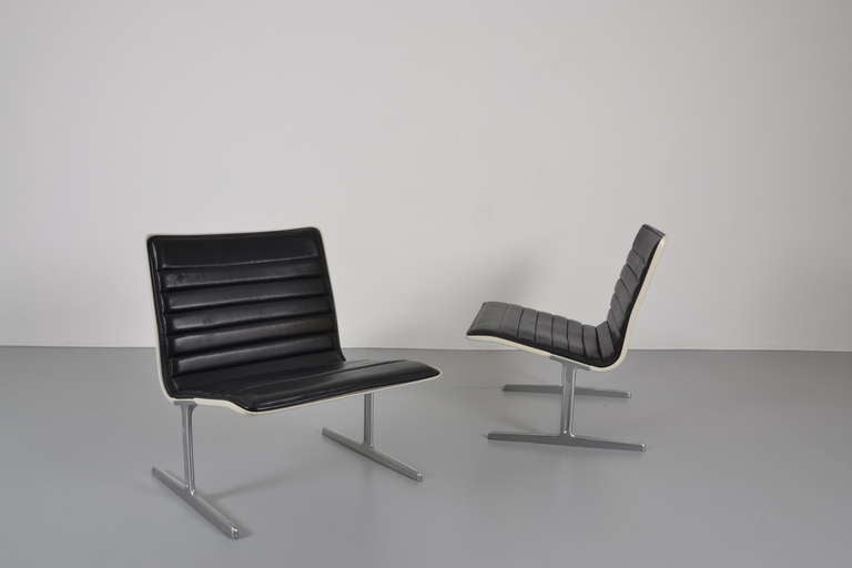 Set of 8 easy chairs designed by Dieter Rams in 1960, manufactured by Vitsoe & Zapf.