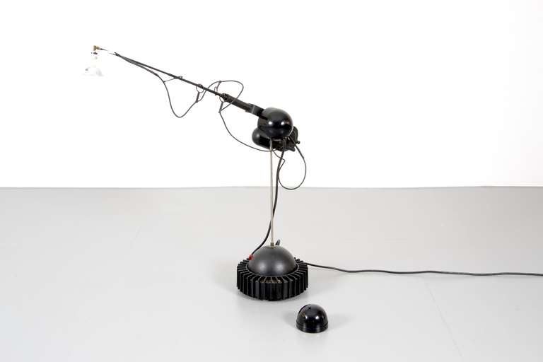 Rare aerial light table lamp designed by Ron Arad, manufactured by One Off since 1981 with remote control.