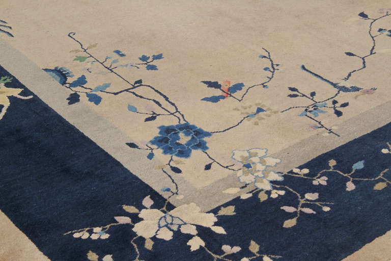 Hand-Knotted Nicols Rug In Good Condition For Sale In Milan, IT