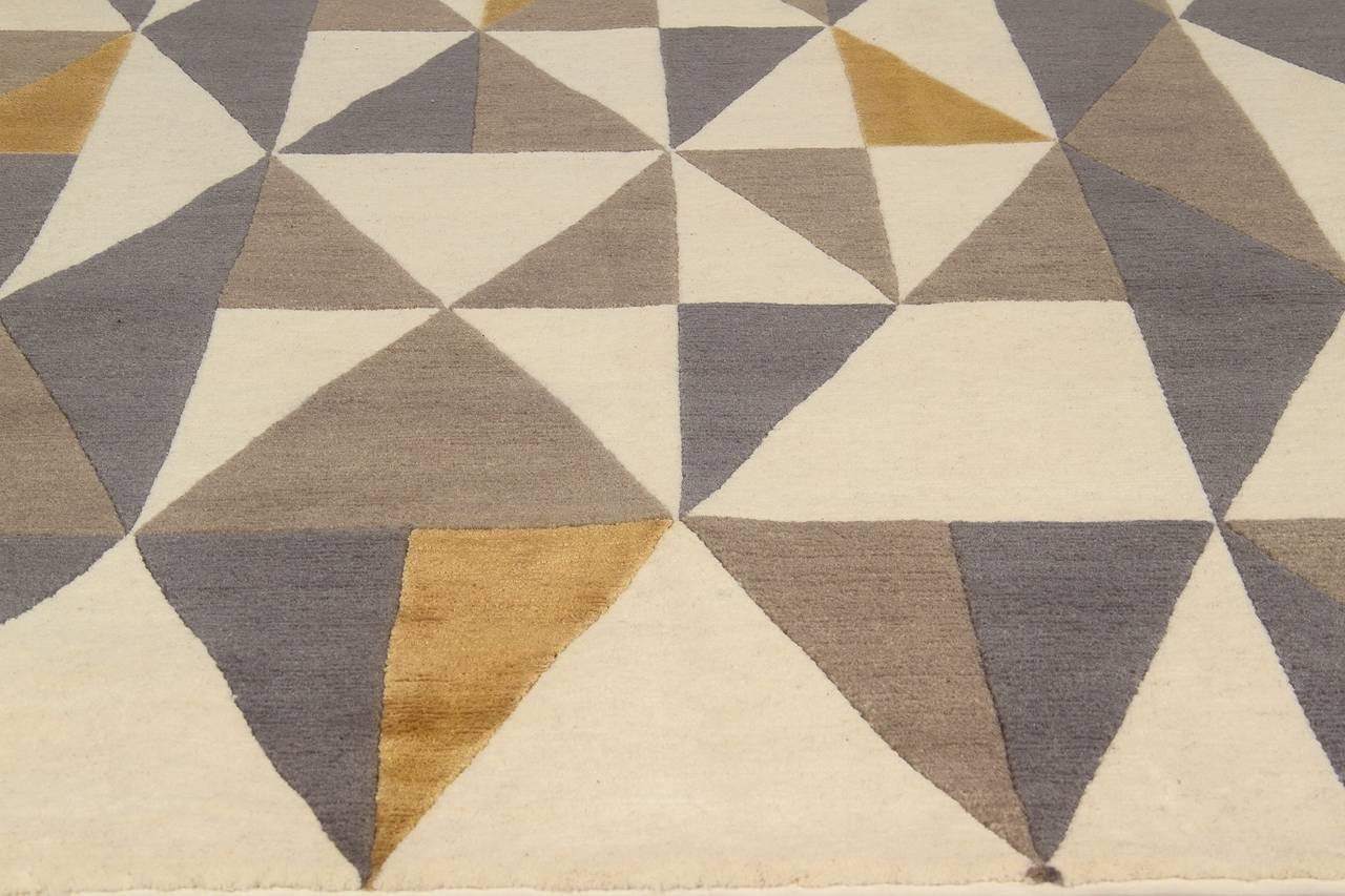 The Gio Ponti carpet collection wants to be a tribute to the passion for design and quality of the great and undiscussed master.
