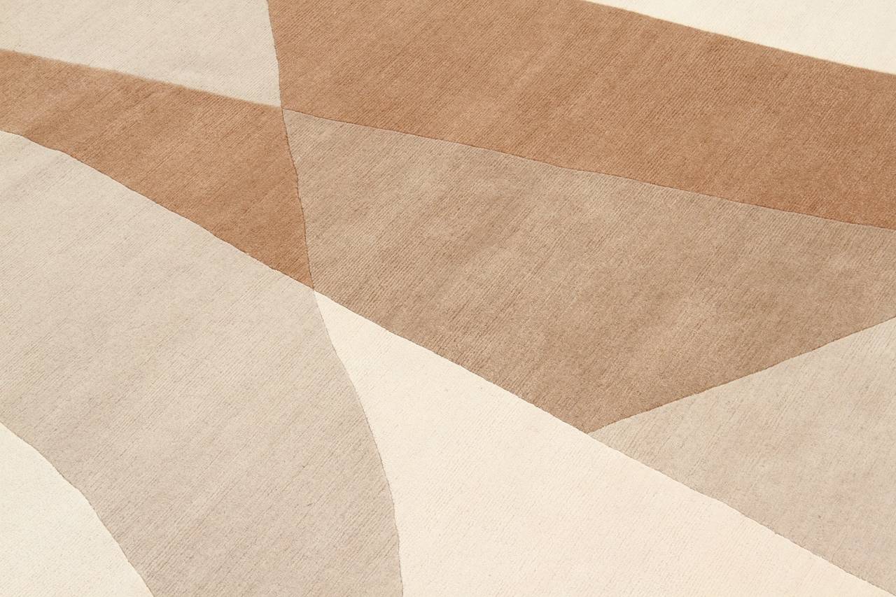 The Gio Ponti Carpet collection wants to be tribute to the passion for design and quality of the great and undiscussed Master. 