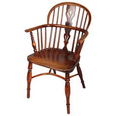 Early 19th Century Yew Wood Windsor Armchair with Elm Seat Early 19th Century Yew Wood Windsor Armchair with Elm Seat