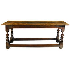 Fine Late 17th Century Oak Table