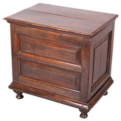 Oak Box Stool from the Turn of the 17th Century