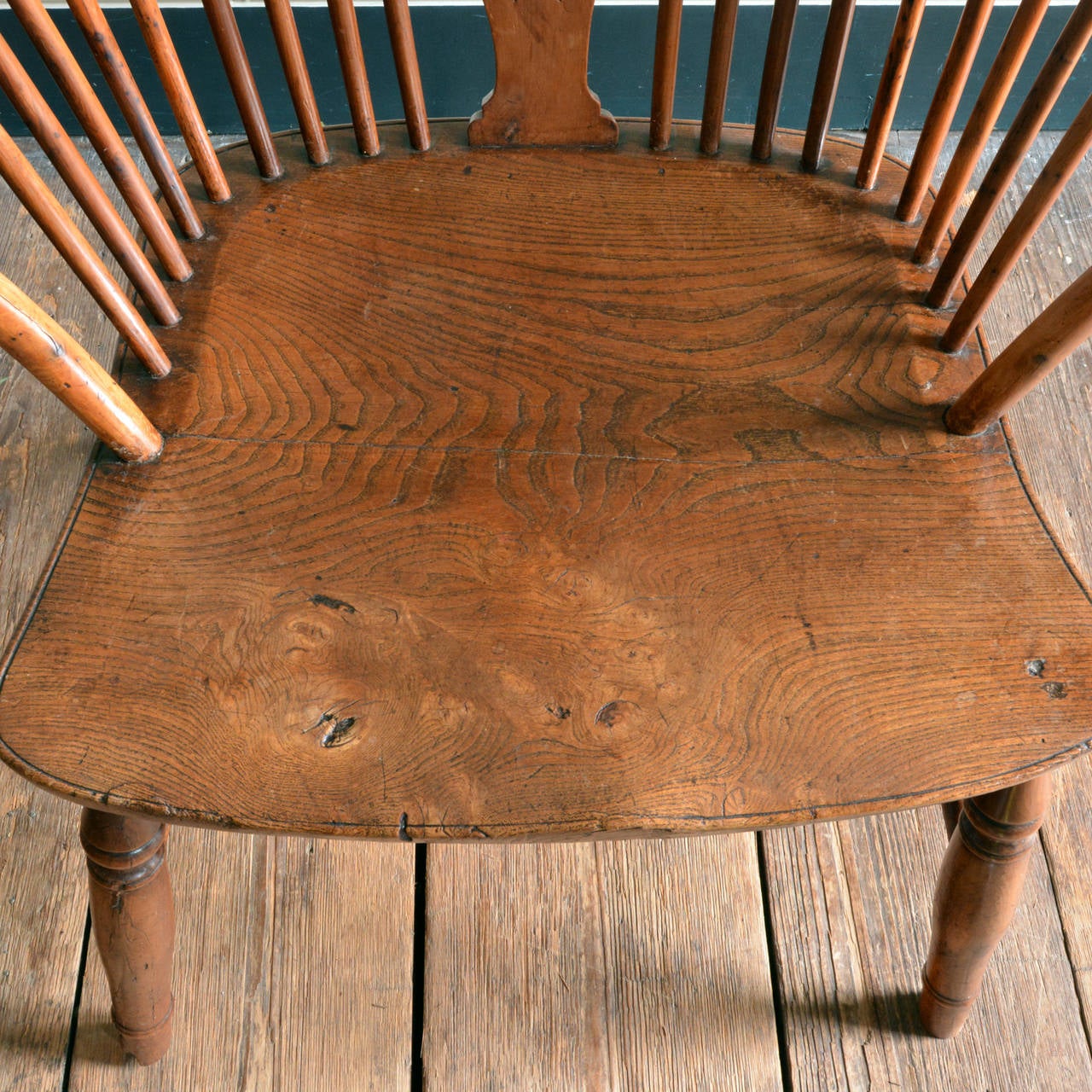 Yew and Elm WIndsor Chair 2