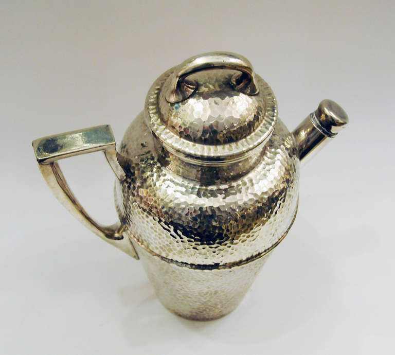 Vintage Cocktail Shaker In Excellent Condition In Tarry Town, NY