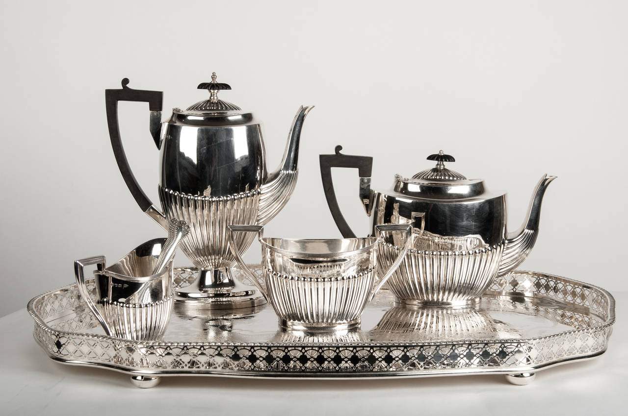 Vintage English silver plate Tea and Coffee service. Excellent condition.  Set Include 