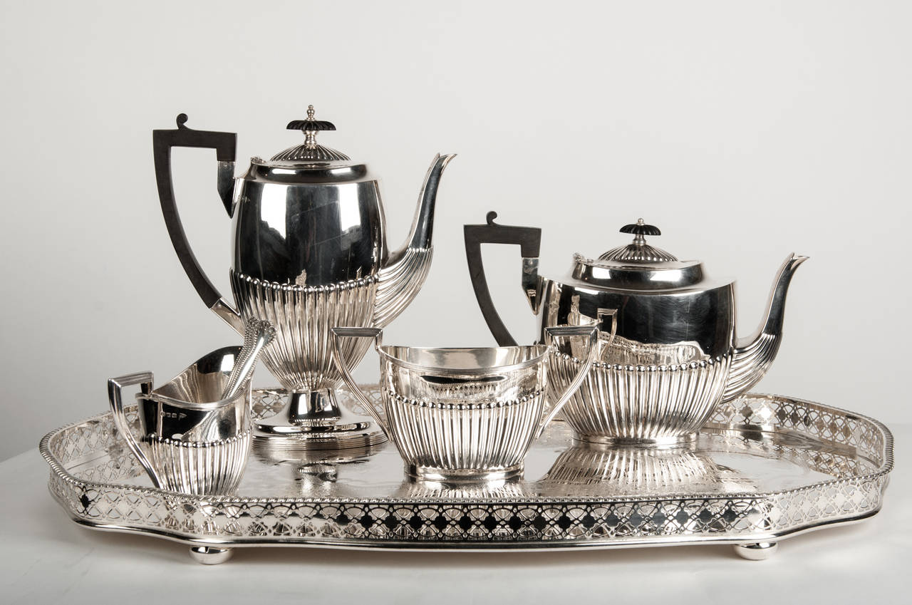 Vintage Englisch Silber Platte Tee und Kaffee-Service. Ausgezeichneter Zustand.  Set enthält 