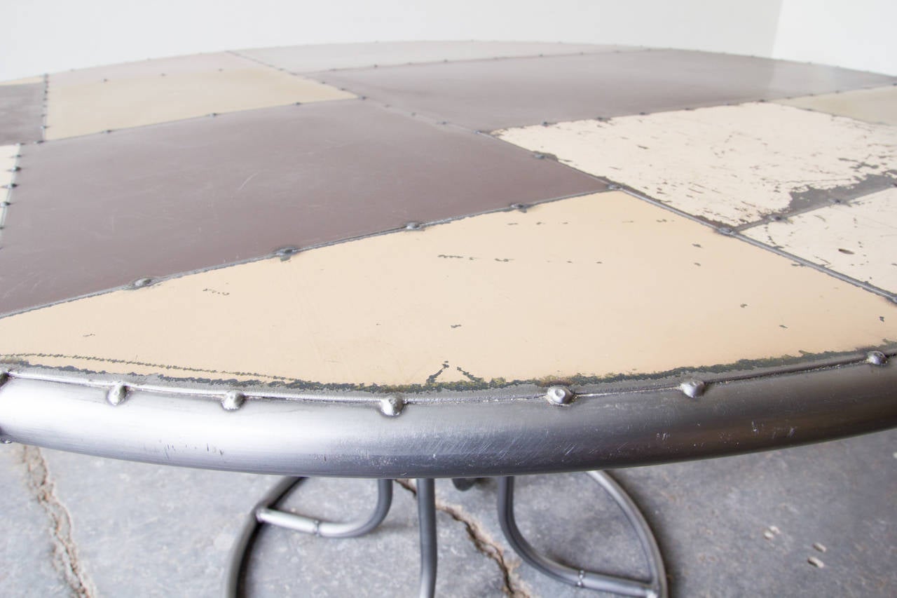 Scrap Metal Pedestal Dining Table In Distressed Condition In Asbury Park, NJ