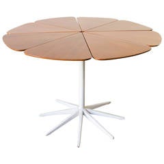 Richard Schultz Petal Table 5