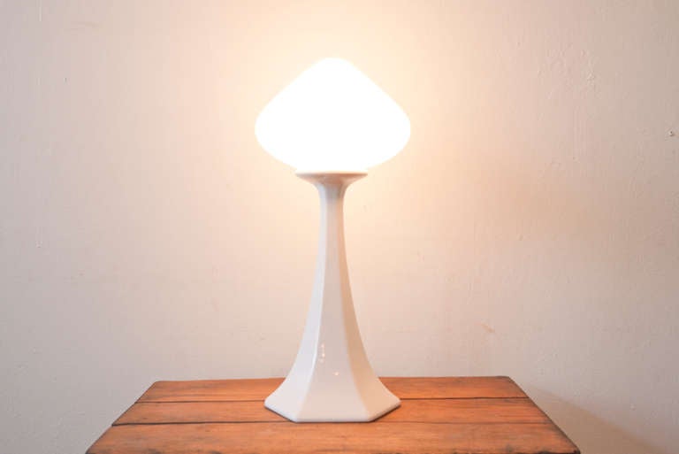 Mid-20th Century Laurel Table Lamp