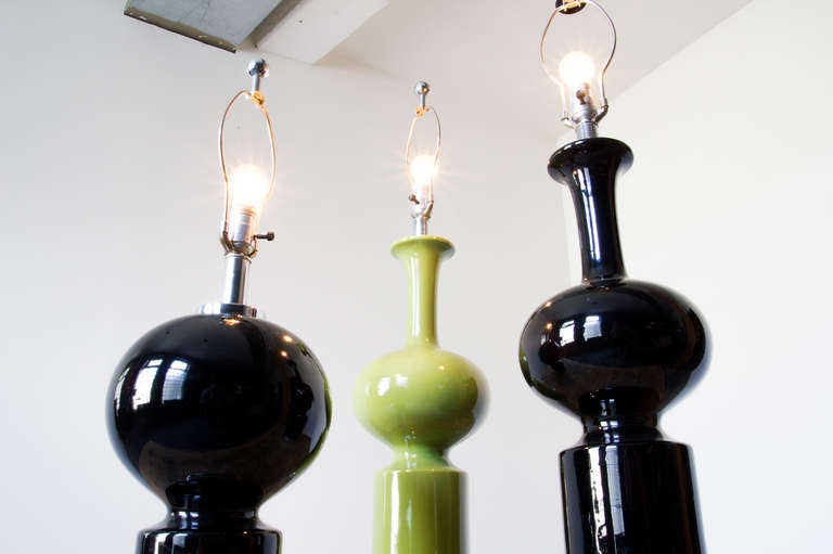 Américain Paire de lampes en céramique style mod en vente