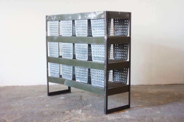 lyons storage lockers