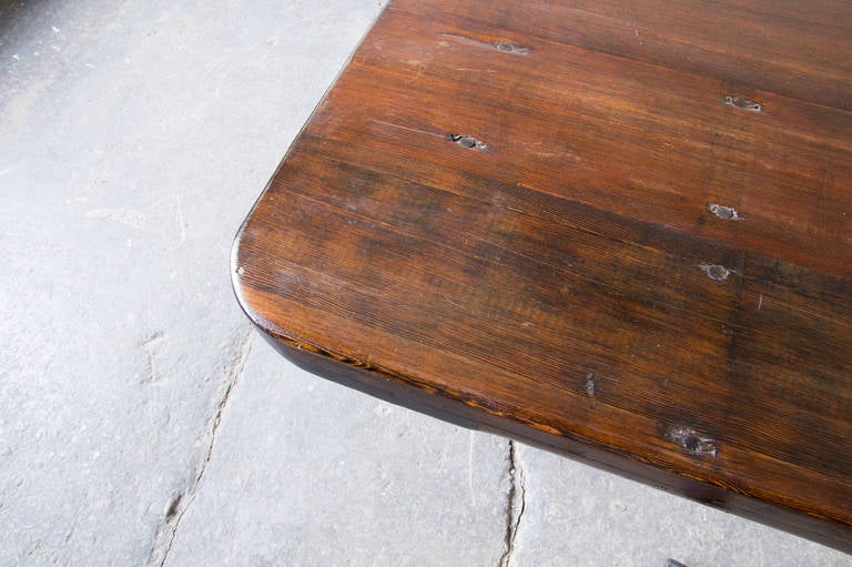 Machine Base Pedestal Table In Distressed Condition For Sale In Asbury Park, NJ