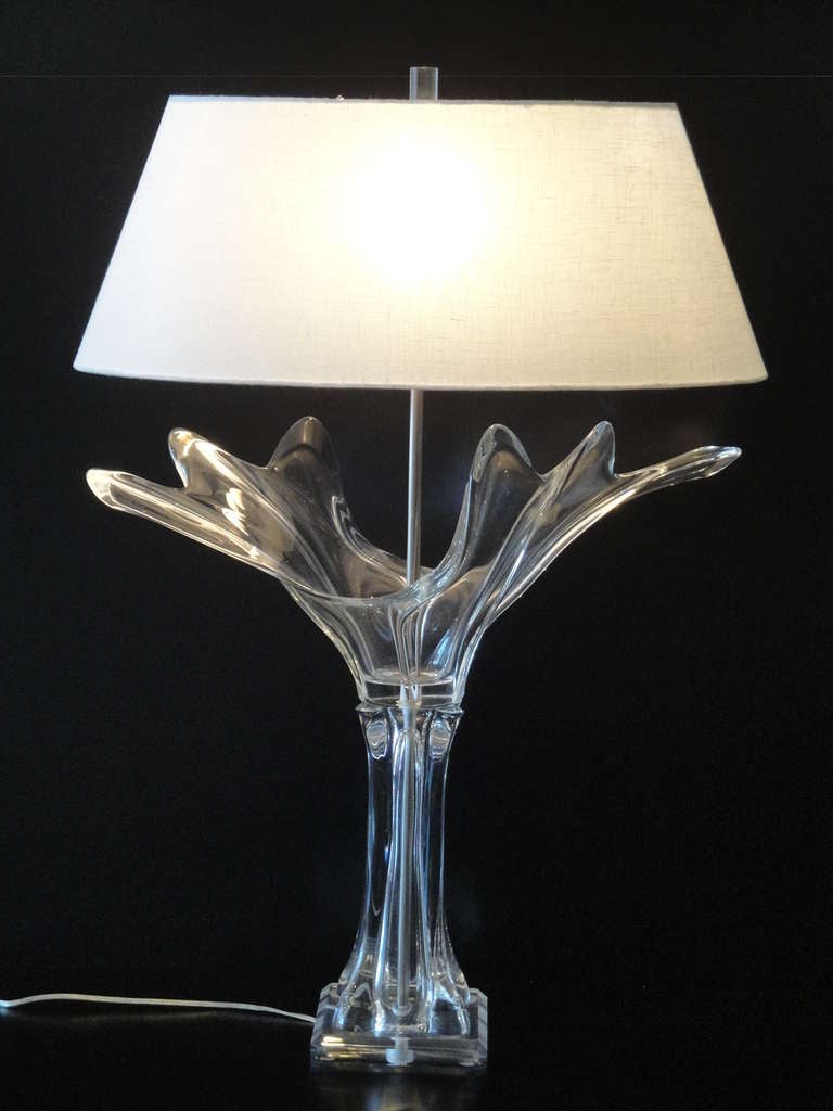 Stunning French Cofrac Art Verrier crystal table lamp mounted on Lucite base. Approximate measurements for Height is 36