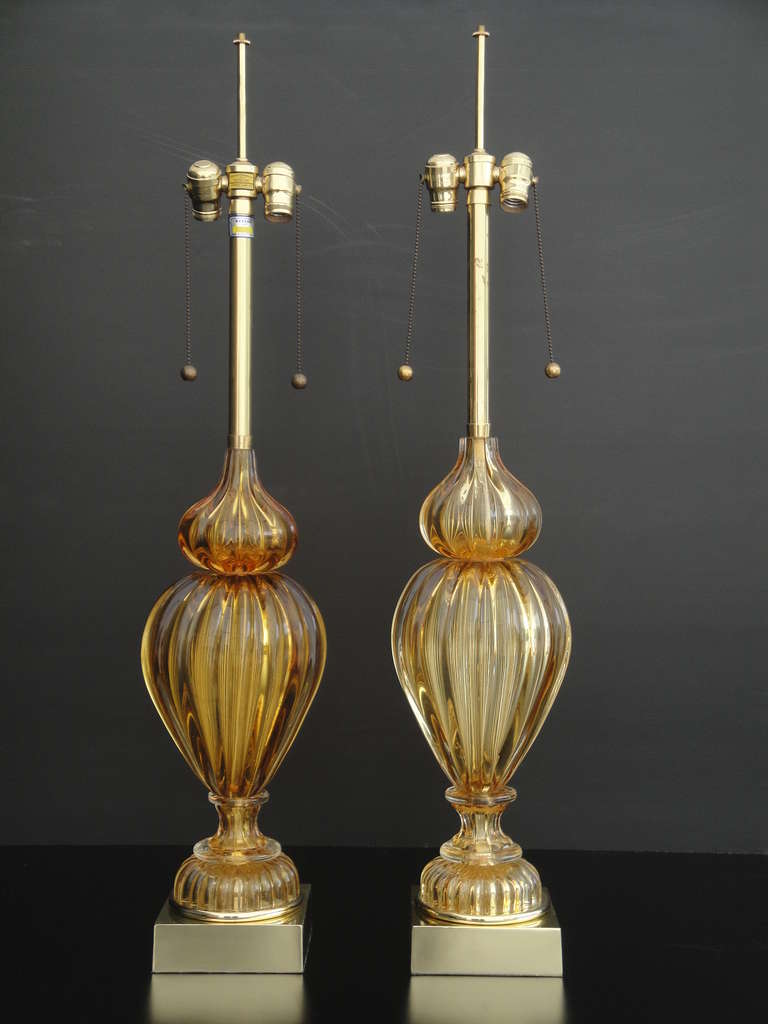 Paar goldene Murano-Lampen aus Bernstein von Marbro (Italienisch) im Angebot