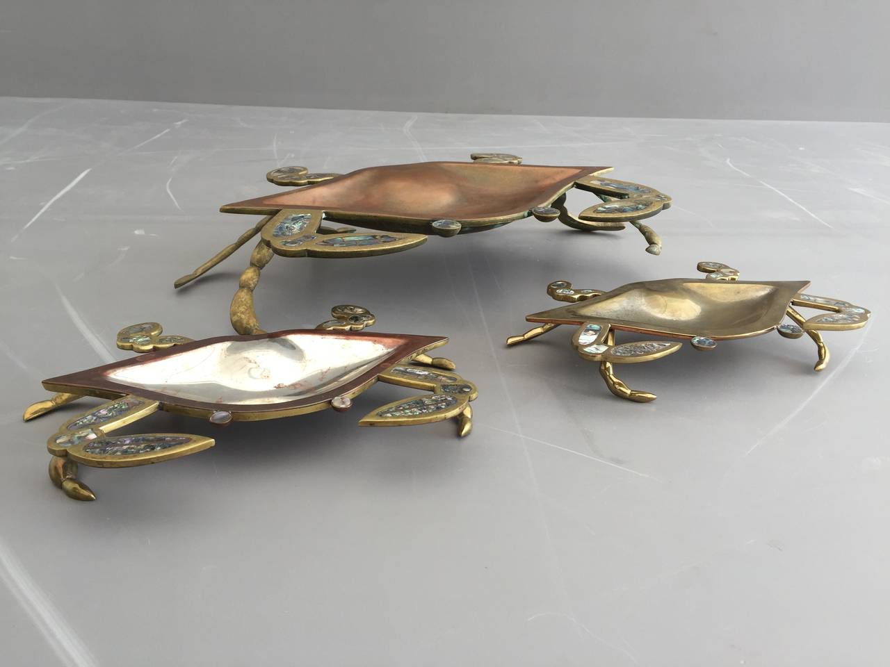 Mid-20th Century Brass and Abalone Crab Family Dish Sculpture Attributed to Los Castillos