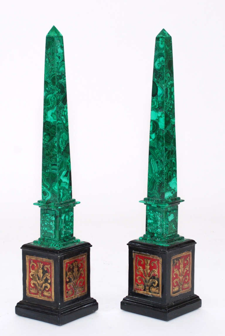 Hollywood Regency Pair of Malachite Obelisks on Beautiful Vintage Stand