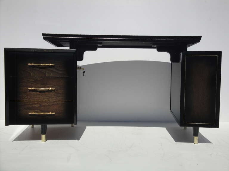 Mid-20th Century Mid Century Modernist Curved Desk with Floating Top