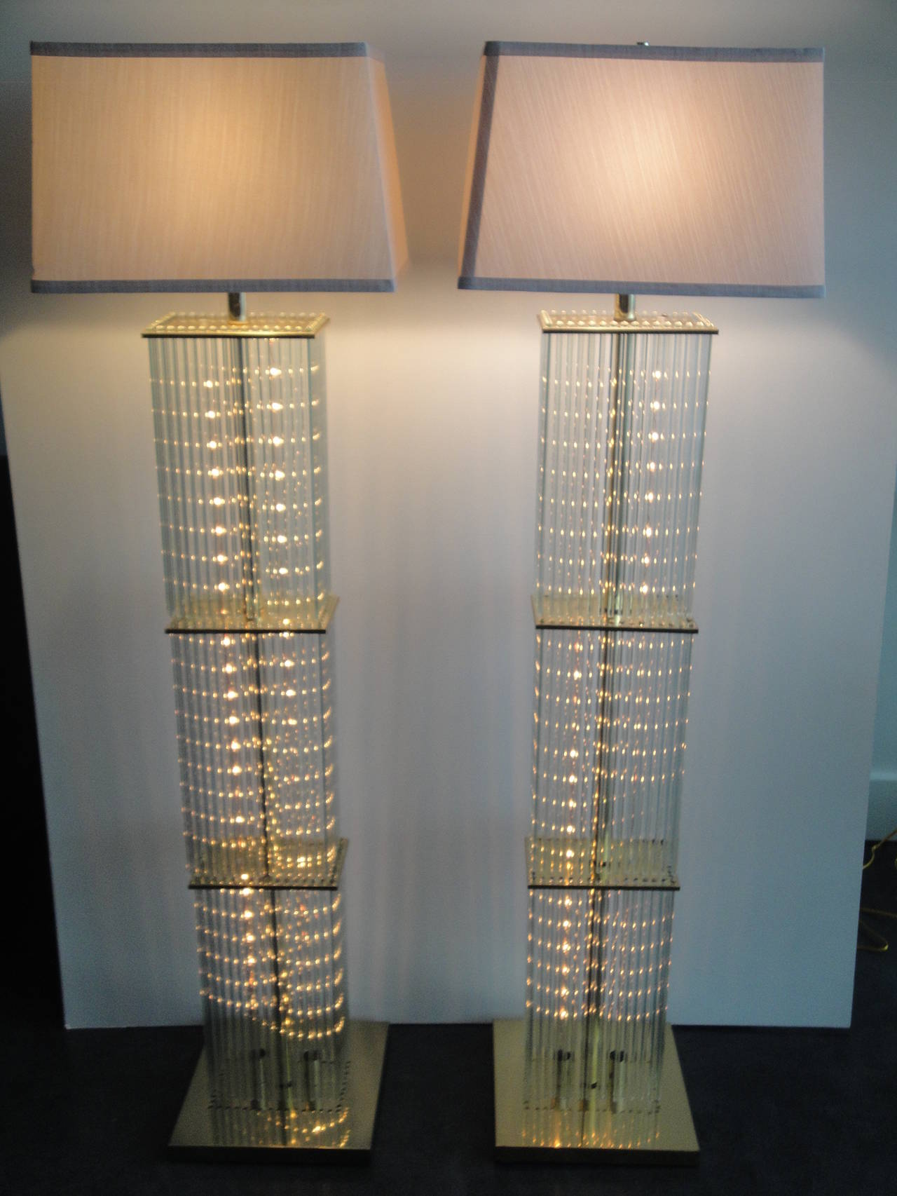 Mid-Century Modern Pair of Sciolari Brass and Glass Floor Lamps for Lightolier For Sale