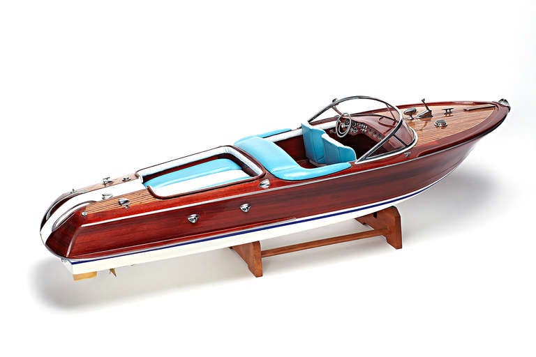 Riva Aquarama Boat with White and Turquoise Seating In Good Condition In New York City, NY