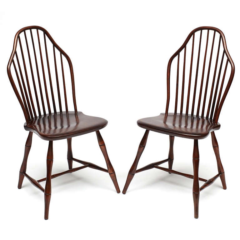 Set of 4 Pinched Sack Back Windsor Chairs of Unique Form