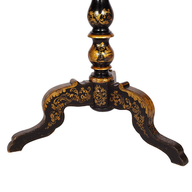 19th Century Napoleon III Papier Mache Tilt Top Table In Excellent Condition In New York City, NY