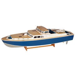 Vintage Large Cabin Cruiser Boat Model