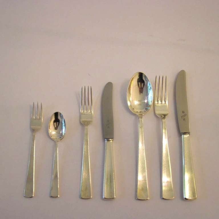 The cutlery design is called Model 3400 and is marked with 