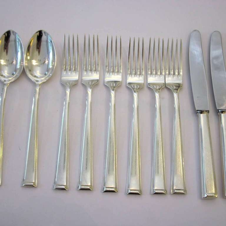36 Pieces of Silver Plated Flatware By Bruckmann Germany 1930's In Good Condition In Berlin, DE