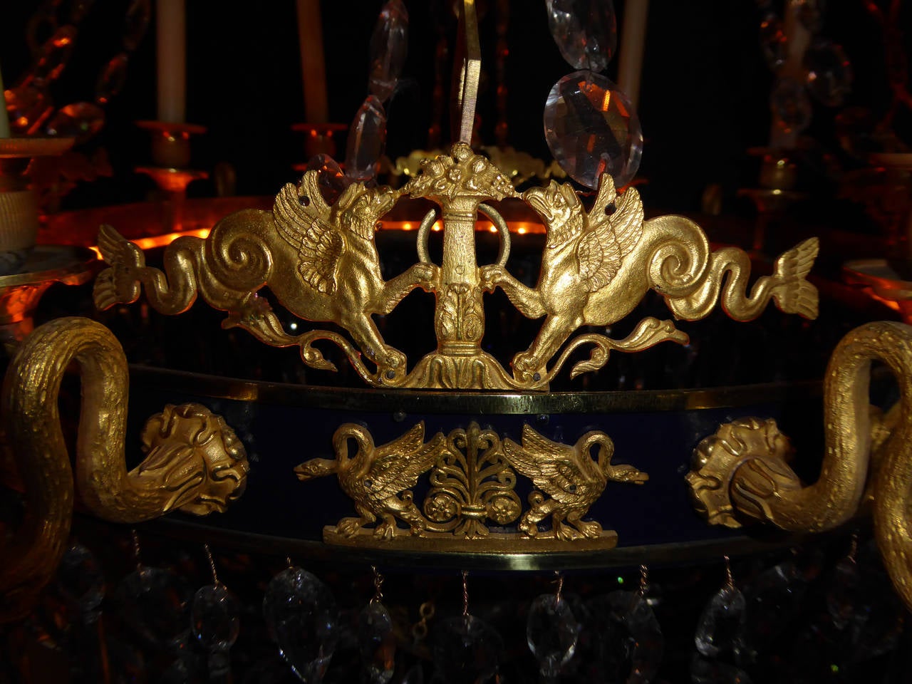 Russian Crystal and Gilt Bronze Eight-Light Chandelier In Good Condition For Sale In Hilversum, NL