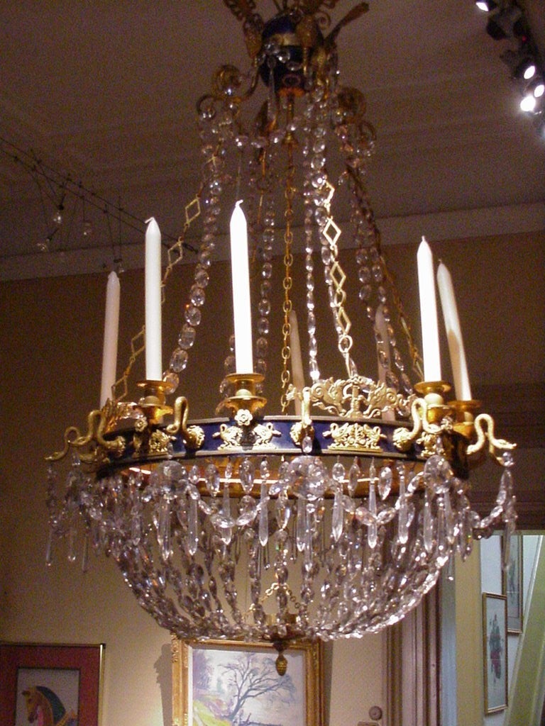 18th Century Russian Crystal and Gilt Bronze Eight-Light Chandelier For Sale