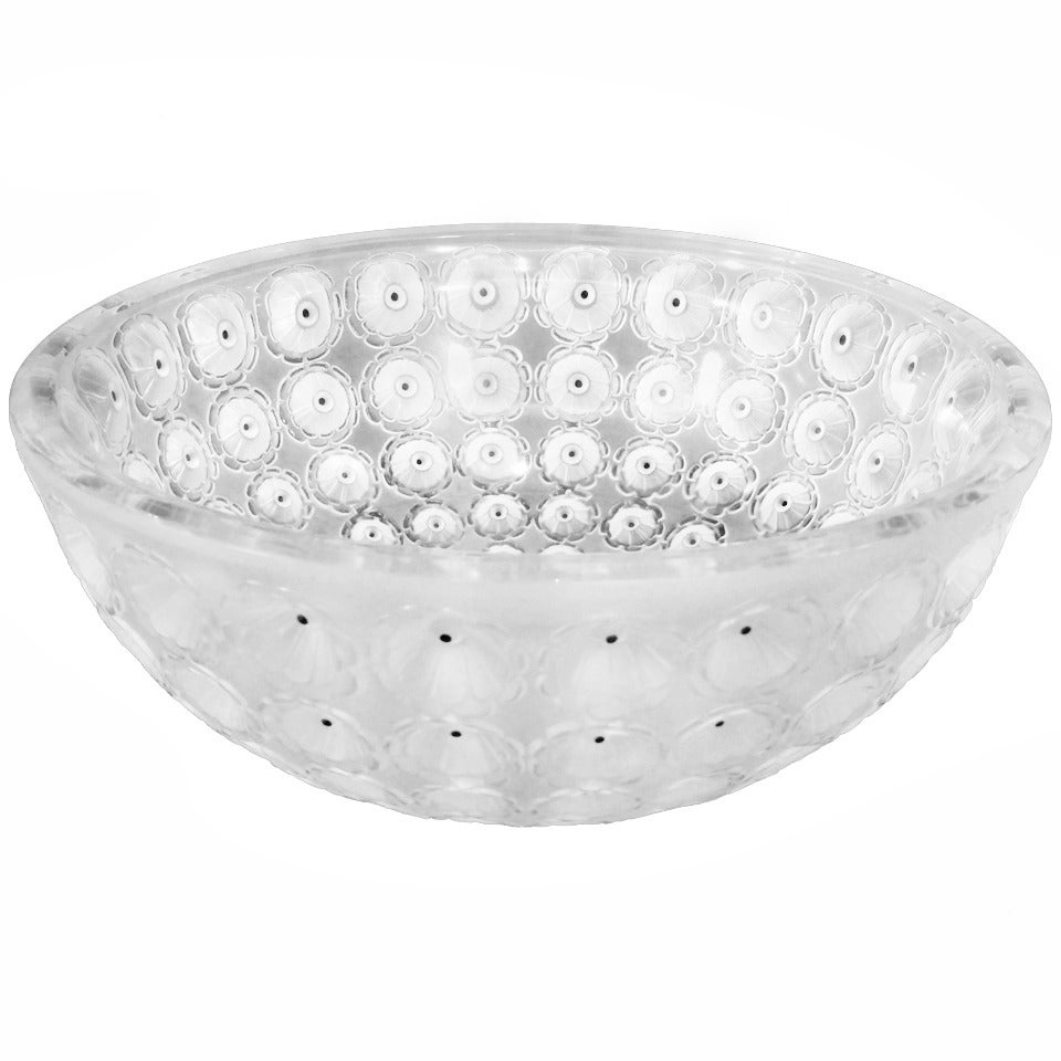 Lalique bowl "Nemours"