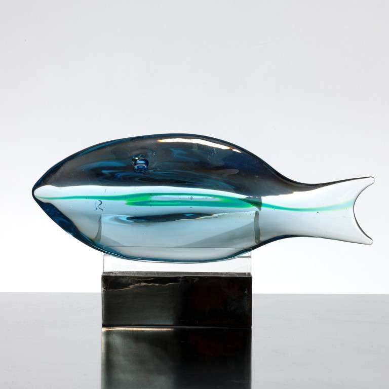 Pale blue glass fish by Antonio da Ros for Cenedese sitting on a bespoke lucite and nickeled metal stand.