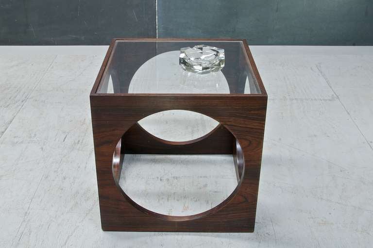 1960's Mid Century Modern Geometric Rosewood & Glass Cube Side Table In Excellent Condition In Hyattsville, MD