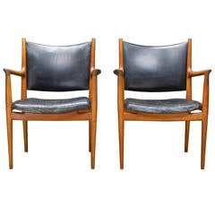 Hans Wegner JH-513 Leather Oak Arm Conference Chair