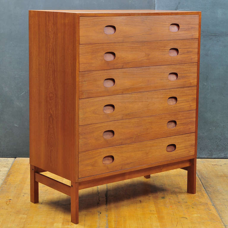 chest of drawers mid century
