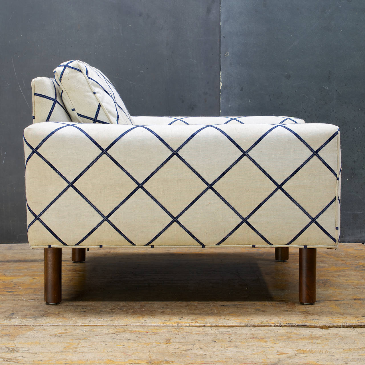 Low Mid-Century Lounge Chair Walnut Legs