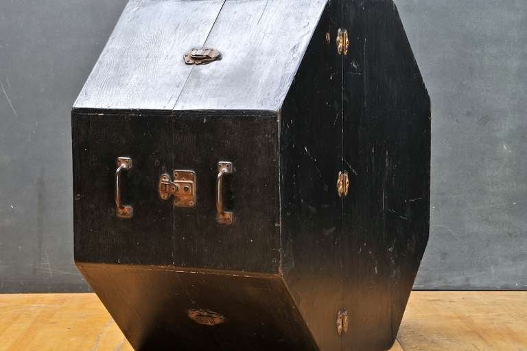 Mid-20th Century Vtg 1930s Oddball Wooden Octagonal Case Box