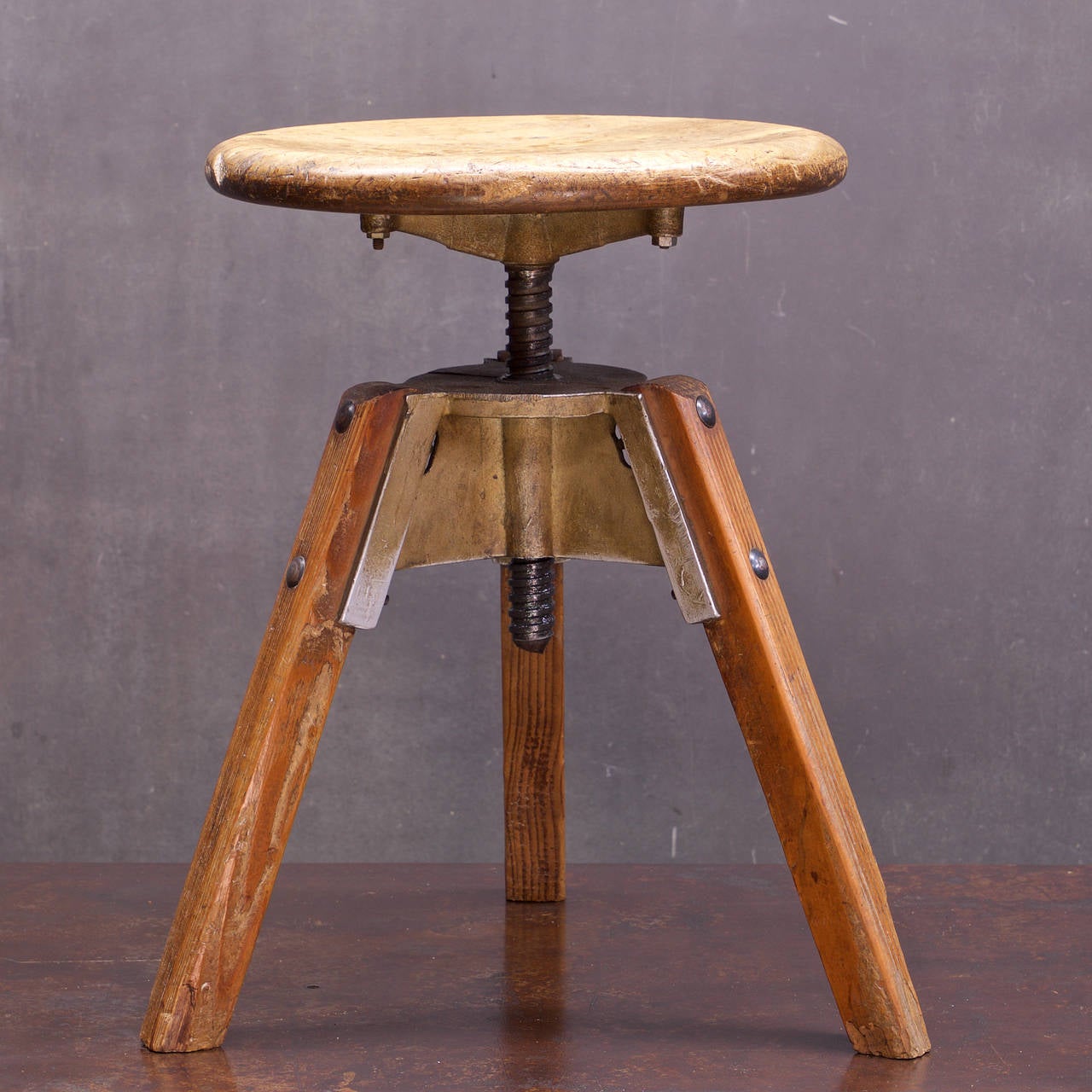 painter stool