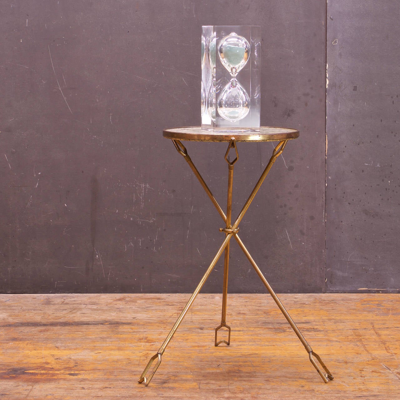 1960s Brass Tripod Arrow Marble Gueridon with Tripod Base